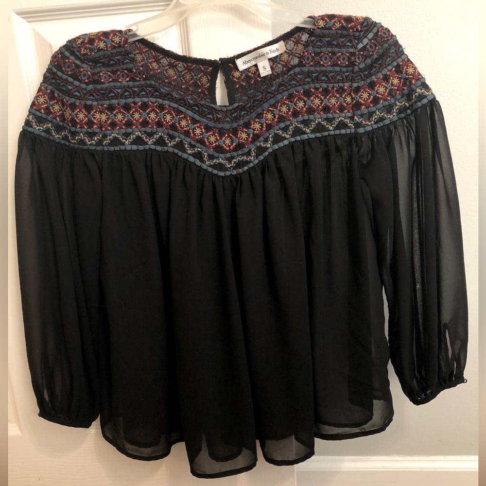 Abercrombie & Fitch sheer top. Boho style. Small.